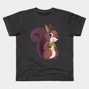 squirrel holds an acorn in its front paws Kids T-Shirt